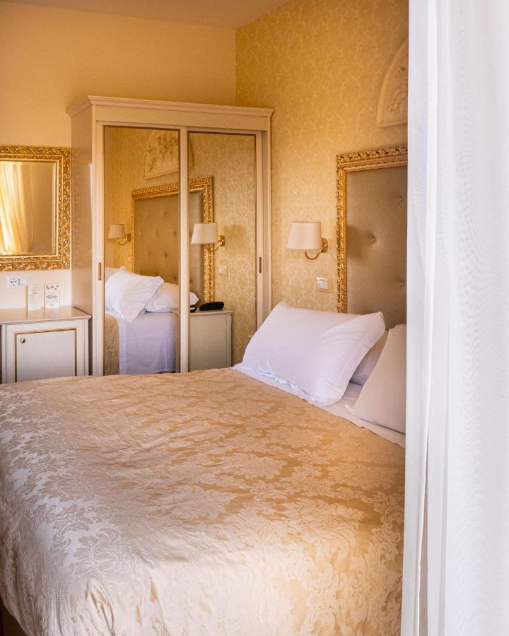 Hotel Mazzanti Milano Marittima Eksteriør bilde
