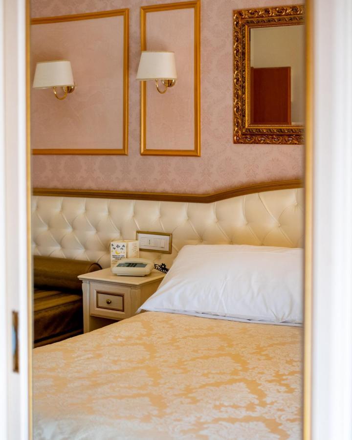 Hotel Mazzanti Milano Marittima Eksteriør bilde